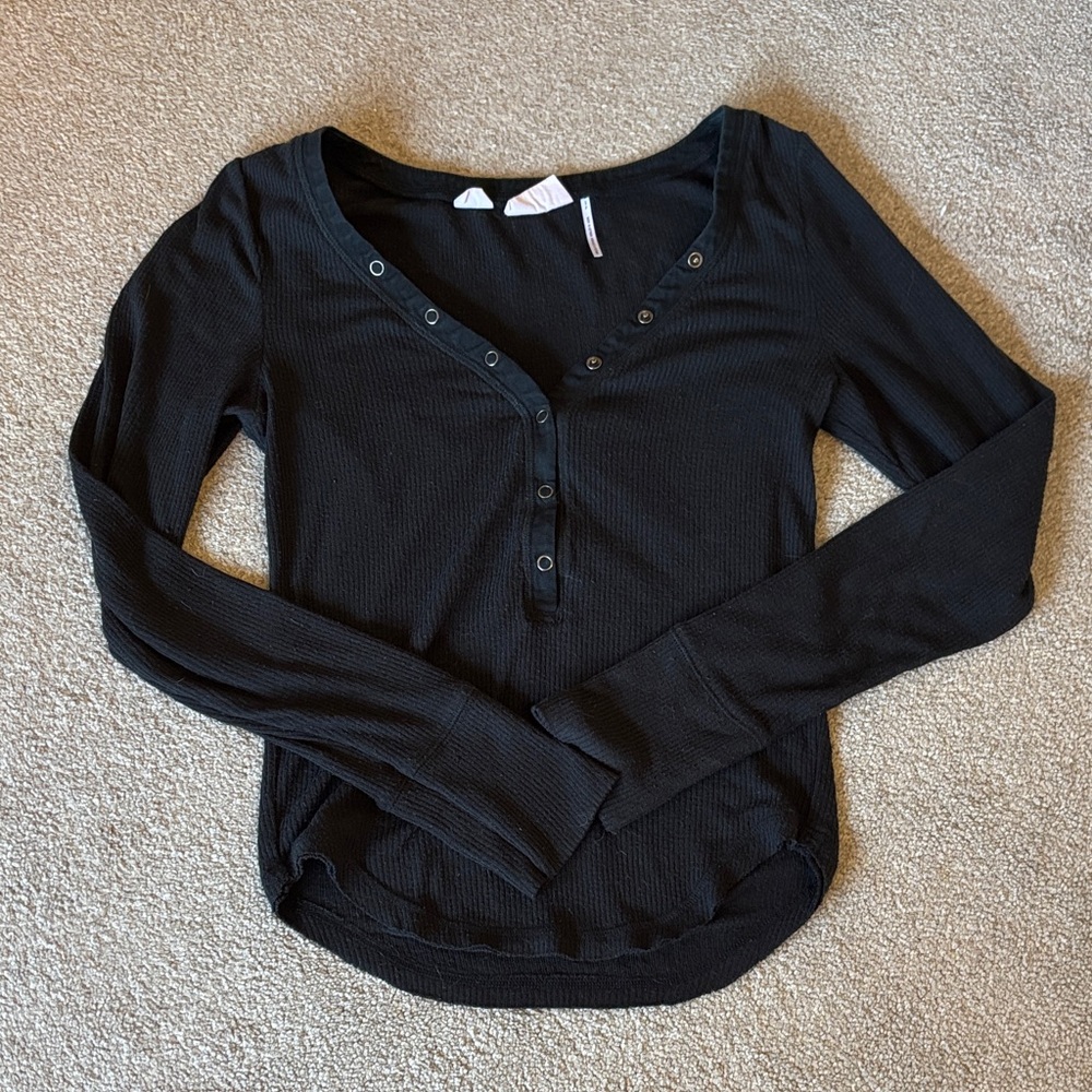 Black Long Sleeve Henley Top